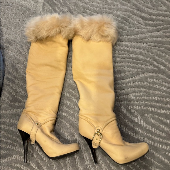 Giuseppe Zanotti fur heeled boots. Size 36. Worn once - Picture 1 of 4